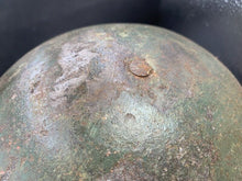 Lade das Bild in den Galerie-Viewer, Original WW2 British Army / Canadian Army Mk3 Turtle Combat Helmet - The Militaria Shop