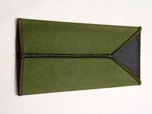 Charger l'image dans la galerie, OD Green Rank Slides / Epaulette Single Genuine British Army - ACF WO - The Militaria Shop