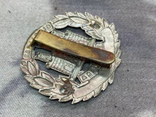 Load image into Gallery viewer, Original British Army WW1 / WW2 Northamptonshire Regiment Cap Badge - The Militaria Shop