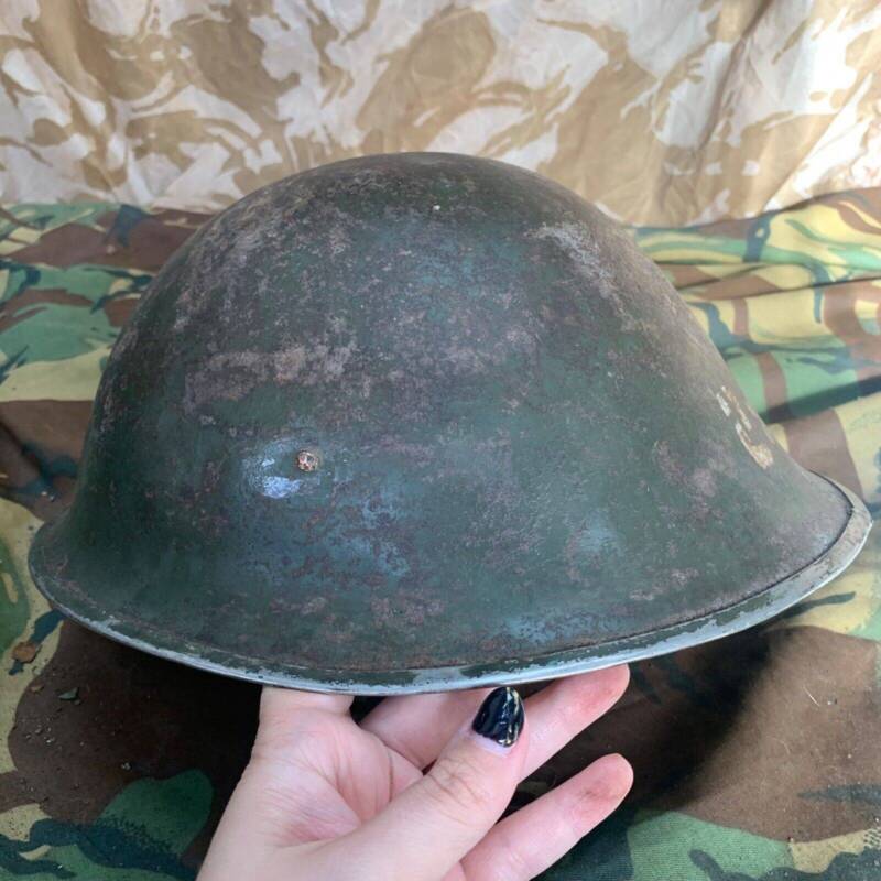 Original WW2 British / Canadian Mk3 Army Combat Turtle Helmet - The Militaria Shop