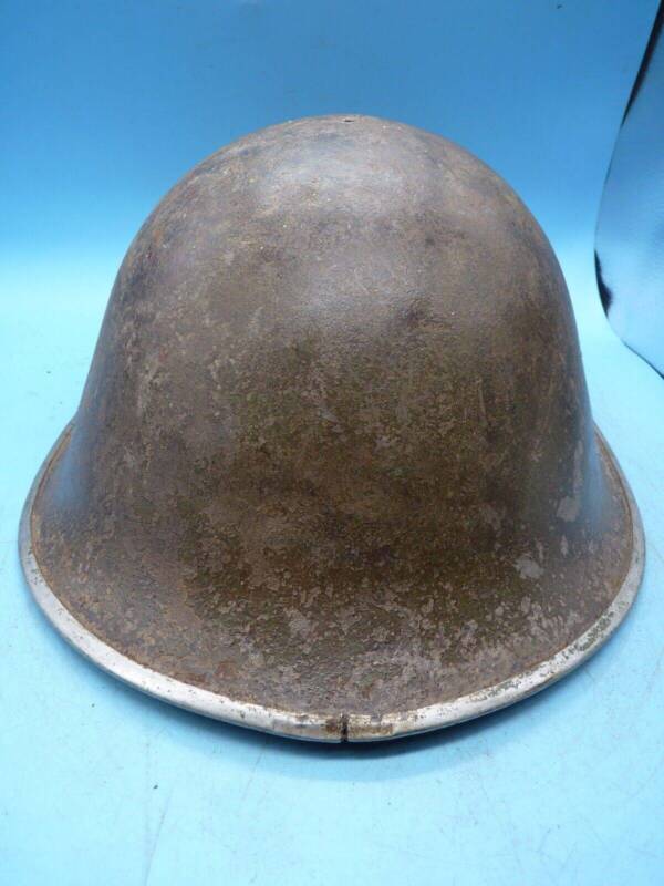 Original WW2 British / Canadian Army Mk3 High Rivet Turtle Army Combat Helmet - The Militaria Shop