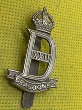 Charger l'image dans la galerie, British Army - 22nd Dragoons Cap Badge - The Militaria Shop