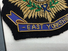 Lade das Bild in den Galerie-Viewer, British Army Bullion Embroidered Blazer Badge - East Yorkshire - The Militaria Shop