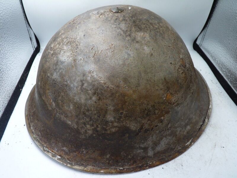 Mk3 Canadian / British Army Original WW2 Turtle Helmet High Rivet - The Militaria Shop