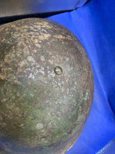 Charger l'image dans la galerie, WW2 Canadian / British Army Mk3 Turtle Helmet Original - The Militaria Shop