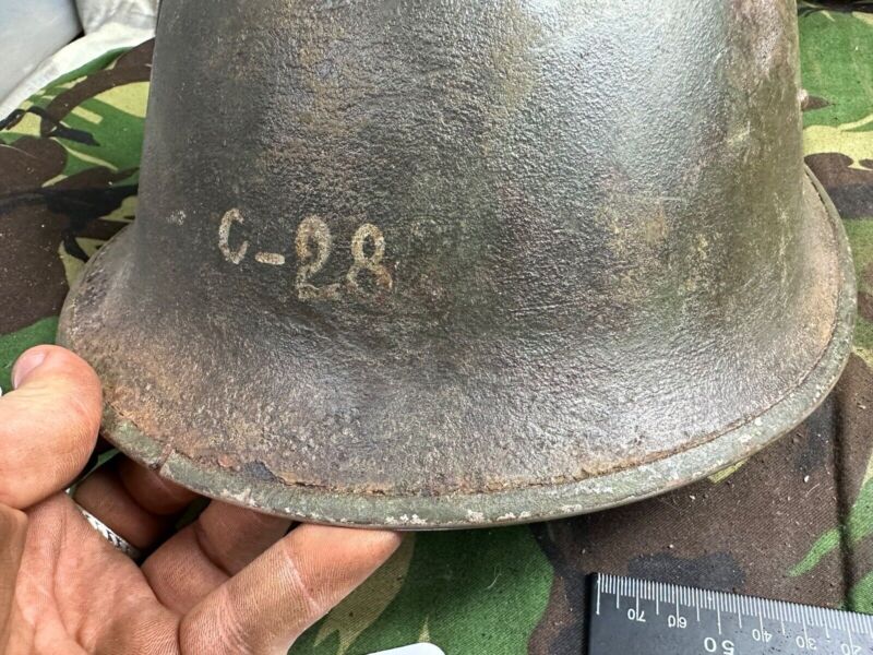 British / Canadian Army Mark 3 Turtle Helmet - Original WW2 Combat Helmet - The Militaria Shop