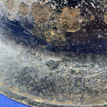 Load image into Gallery viewer, Original WW2 British Army Mk2 Brodie Combat Helmet - Divisional Sign - The Militaria Shop