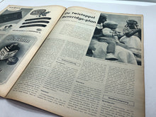 Load image into Gallery viewer, Original Dutch Language WW2 Propaganda Signaal Magazine - No.17 1943 - The Militaria Shop