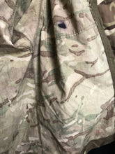 Charger l'image dans la galerie, British Army MTP Camouflaged Combat Warm Weather Combat Jacket - Size 190/104 - The Militaria Shop