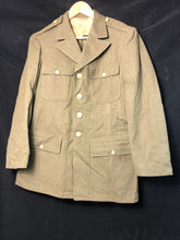 Lade das Bild in den Galerie-Viewer, Original WW2 US Army Class A Dress Jacket - Private Ryan Prop - 39" Short - The Militaria Shop
