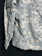 Load image into Gallery viewer, US Army Issue ACU Digicam Digital Camouflage Ripstop Shirt - Small - Regular - The Militaria Shop