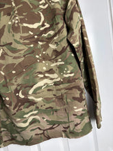 Lade das Bild in den Galerie-Viewer, Surplus British Army MTP Barrack Shirt-Size 180/95 - The Militaria Shop