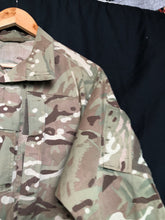 Charger l'image dans la galerie, British Army MTP Camouflaged Combat Warm Weather Combat Jacket - Size 160/88 - The Militaria Shop