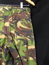 Charger l'image dans la galerie, Genuine British Army Surplus Camouflaged DPM Combat Trousers - Size 75/76/92 - The Militaria Shop