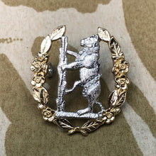 Load image into Gallery viewer, Genuine British Army Badge Queen's Own Warwickshire and Worcestershire Yeomanry - The Militaria Shop
