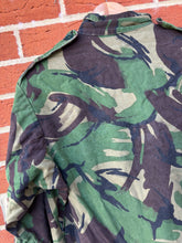Load image into Gallery viewer, Surplus British Army DPM Smock Combat Size 40 Chest - The Militaria Shop
