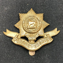 Charger l'image dans la galerie, Genuine WW2 British Army Brass Cap Badge - Worcestershire Regiment - The Militaria Shop