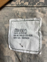 Load image into Gallery viewer, US Army Issue ACU Digicam Digital Camouflage Ripstop Shirt - Small - Regular - The Militaria Shop