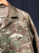 Charger l'image dans la galerie, British Army MTP Camouflaged Combat Barrack Shirt - Size 170/95 - The Militaria Shop