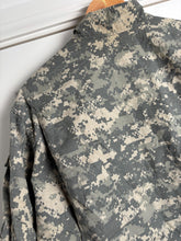 Load image into Gallery viewer, Surplus US Army ACU Combat Uniform Jacket-Medium Long - The Militaria Shop