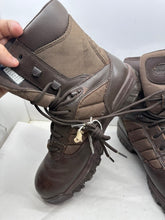 Load image into Gallery viewer, British Army Surplus Brown Leather Combat Boots - BATES - Size UK 8 M - The Militaria Shop