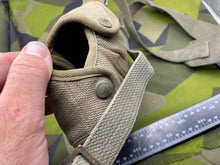 Charger l'image dans la galerie, Original British / Dutch Army 37 Pattern US Army Style Water Bottle Cover - The Militaria Shop