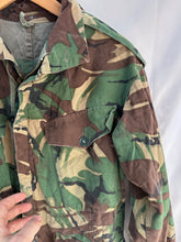 Load image into Gallery viewer, Genuine British Army Surplus DPM Camouflaged 1968 Pattern Smock - Size 36" Chest - The Militaria Shop