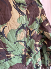 Load image into Gallery viewer, Genuine British Army Surplus DPM Camouflaged 1968 Pattern Smock - Size 36" Chest - The Militaria Shop