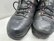 Load image into Gallery viewer, German Army Black Leather Army Heavy Duty Combat Boots Meindl Size EU42.5 UK 8.5 - The Militaria Shop