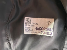 Lade das Bild in den Galerie-Viewer, Original British Women's - Royal Air Force RAF Cap & Badge - Size 54cm - The Militaria Shop