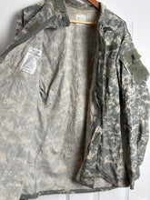 Charger l'image dans la galerie, Surplus US Army ACU Combat Uniform Jacket-Medium X Long - The Militaria Shop