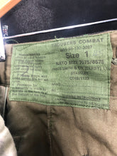 Load image into Gallery viewer, Genuine British Army Forces 68 Pattern DPM Trousers - Size 1 - Waist 28" - The Militaria Shop