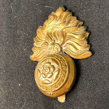 Load image into Gallery viewer, Original WW2 British Army Cap Badge - Royal Fusiliers - The Militaria Shop