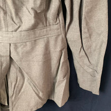 Lade das Bild in den Galerie-Viewer, Original WW2 US Army Class A Dress Jacket 1941 - Private Ryan Prop - 39" Long - The Militaria Shop