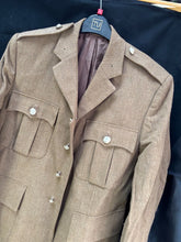 Lade das Bild in den Galerie-Viewer, Grade 1 British Army FAD No2 Dress Uniform Jacket - Size 170/104/88 - The Militaria Shop