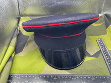 Lade das Bild in den Galerie-Viewer, Original British Army Royal Engineers Corps Peaked Cap - 55cm - The Militaria Shop