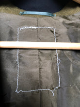 Lade das Bild in den Galerie-Viewer, Grade 1 Used British Army No.2 Dress Uniform Jacket - Size 37" Chest - The Militaria Shop