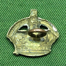 Charger l'image dans la galerie, Original WW1/WW2 British Army Rank Crown - The Militaria Shop