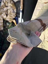 Charger l'image dans la galerie, Gulf War US Army DCU Camouflaged Combat Field Coat/Jacket - Medium/Short - The Militaria Shop