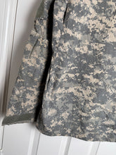 Charger l'image dans la galerie, Surplus US Army ACU Combat Uniform Jacket-Medium Regular - The Militaria Shop
