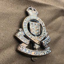 Load image into Gallery viewer, Original WW2 British Army Royal Army Ordnance Corps RAOC Cap Badge - The Militaria Shop