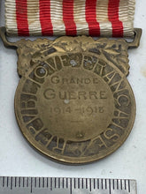 Load image into Gallery viewer, Original WW1 French Commemorative War Medal - The Militaria Shop