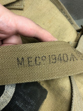 Charger l'image dans la galerie, Original WW2 Dated British Army 37 Pattern Large Pack & Straps - Great Condition - The Militaria Shop