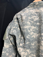 Load image into Gallery viewer, US Army Issue ACU Digicam Digital Camouflage Ripstop Shirt - Medium Long - The Militaria Shop