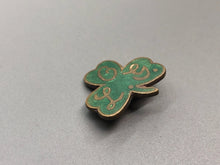 Load image into Gallery viewer, Vintage Order of Lady Glades Clover Pin Badge - RAOB Ladies Section - The Militaria Shop