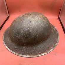 Charger l'image dans la galerie, WW2 Original British Army Mk2 Combat Helmet - The Militaria Shop