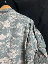 Load image into Gallery viewer, US Army Issue ACU Digicam Digital Camouflage Ripstop Shirt - Medium Regular - The Militaria Shop