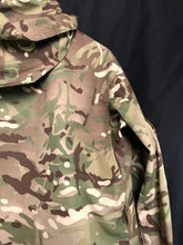 Lade das Bild in den Galerie-Viewer, British Army MTP Camouflaged Windproof Combat Jacket Smock - Size 190/96 - The Militaria Shop