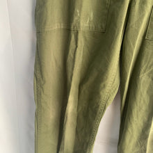 Load image into Gallery viewer, Genuine British Army Surplus OD Green Lightweight Combat Trousers Size 75/80/96 - The Militaria Shop