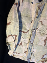 Load image into Gallery viewer, Gulf War US Army DCU Camouflaged Combat Field Coat/Jacket - Medium/Long - The Militaria Shop